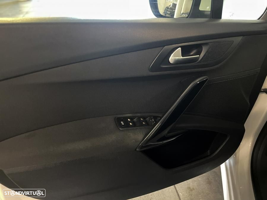 Peugeot 508 SW 1.6 e-HDi Allure 2-Tronic - 24