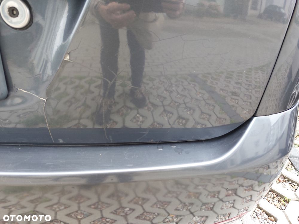Ford Fiesta 1.4 Ghia - 24