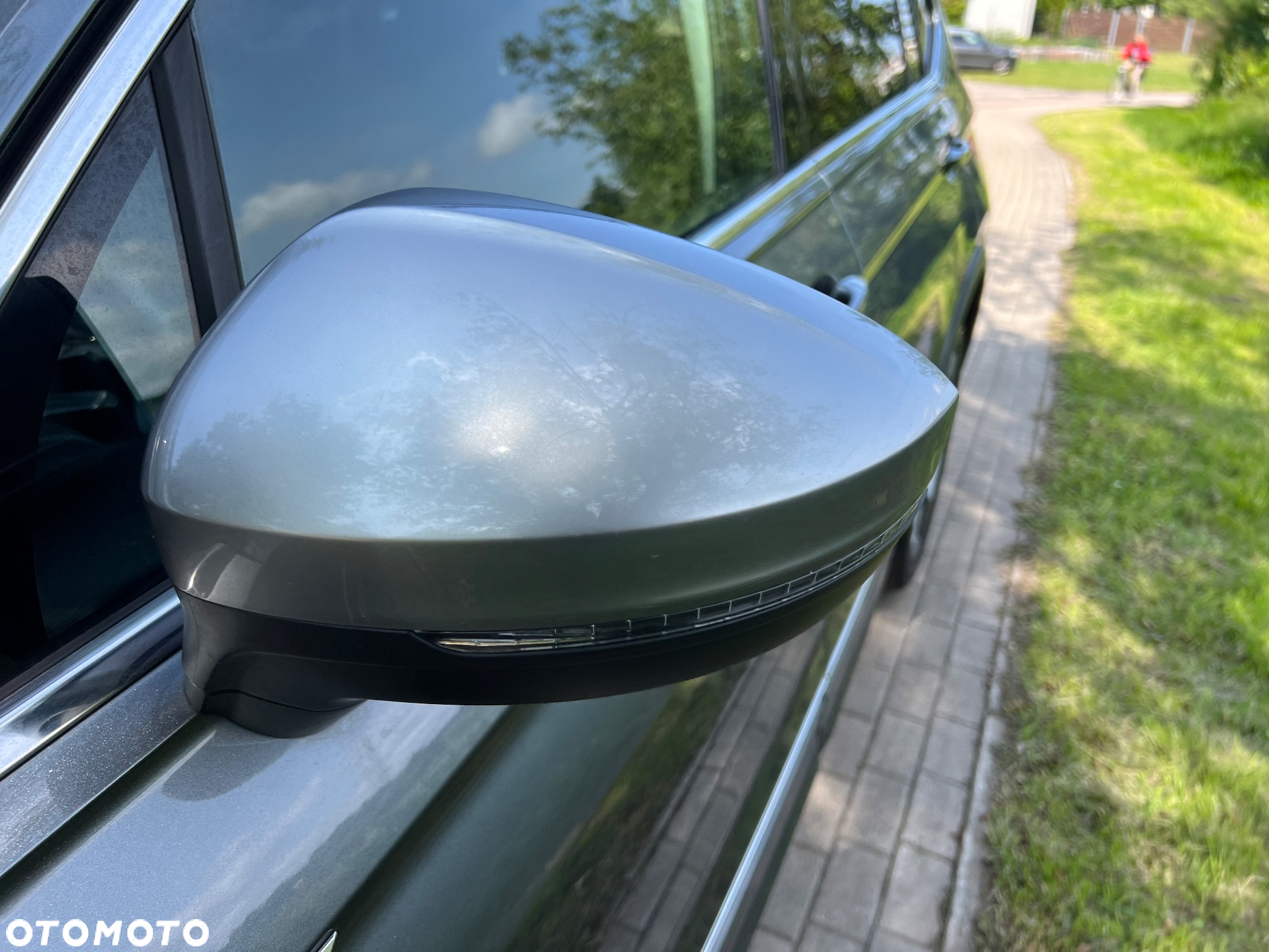 Volkswagen Tiguan 2.0 TDI SCR 4MOTION DSG Highline - 32