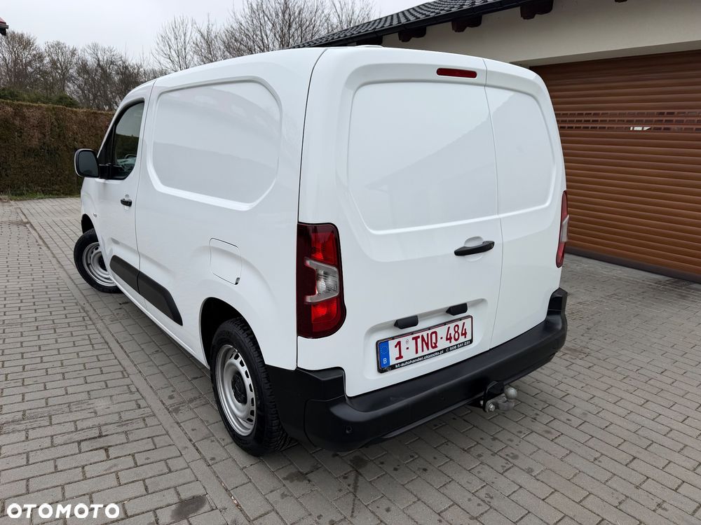 Opel COMBO - 20
