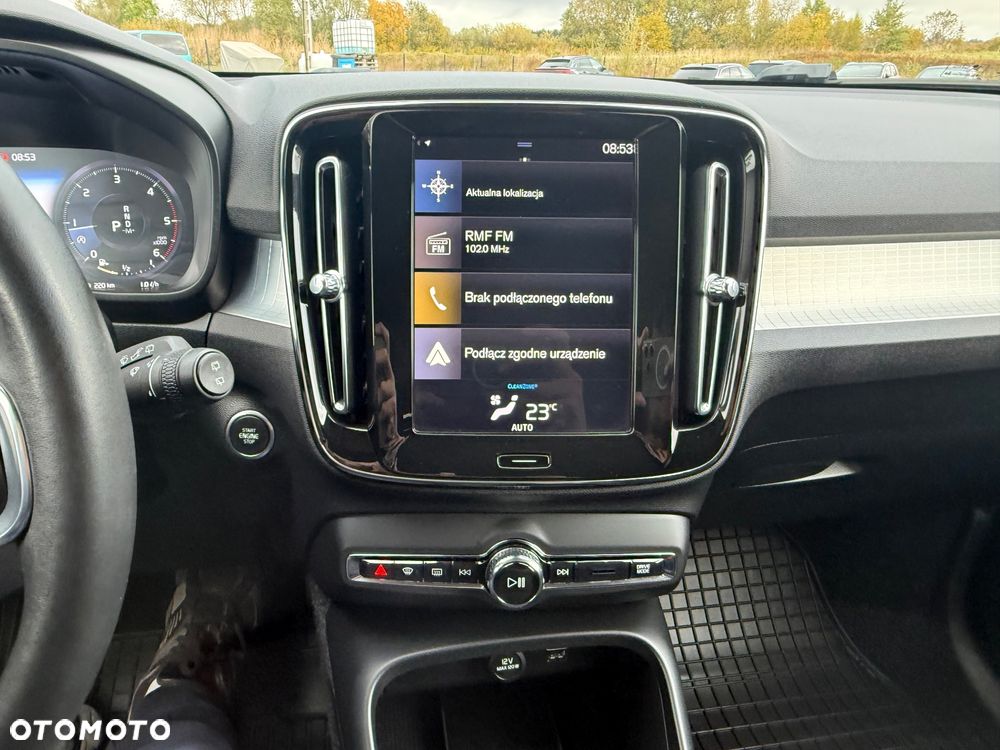 Volvo XC 40 D3 Geartronic Momentum - 32
