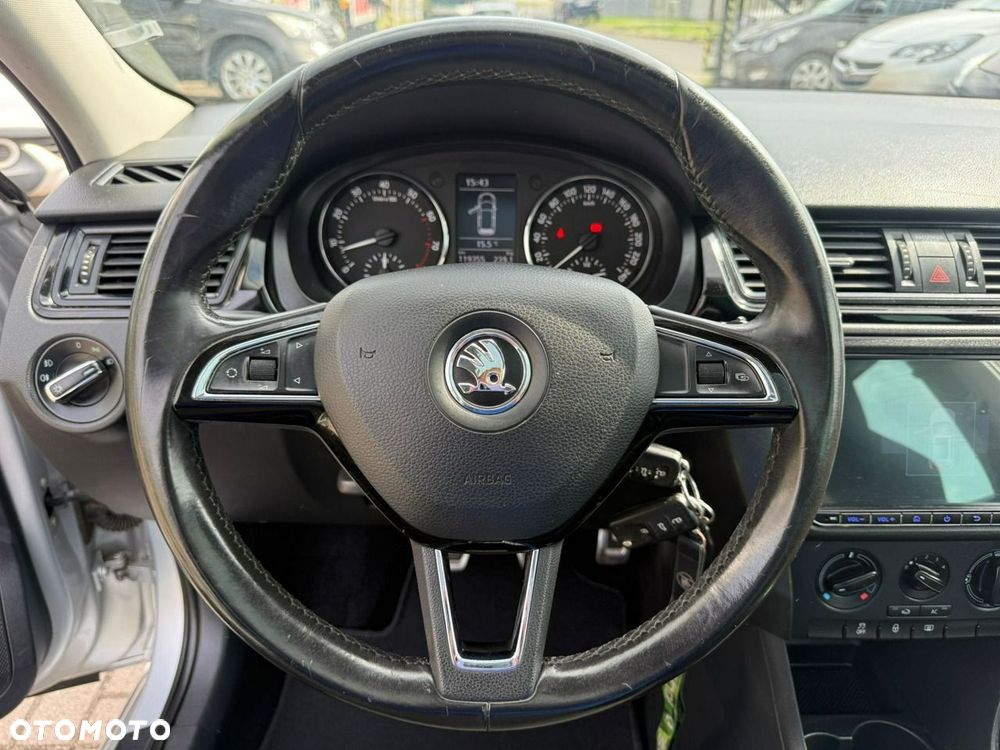 Skoda RAPID - 18