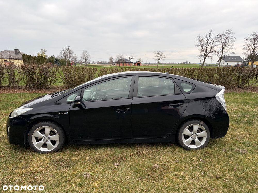 Toyota Prius 1.8 HSD Active - 3
