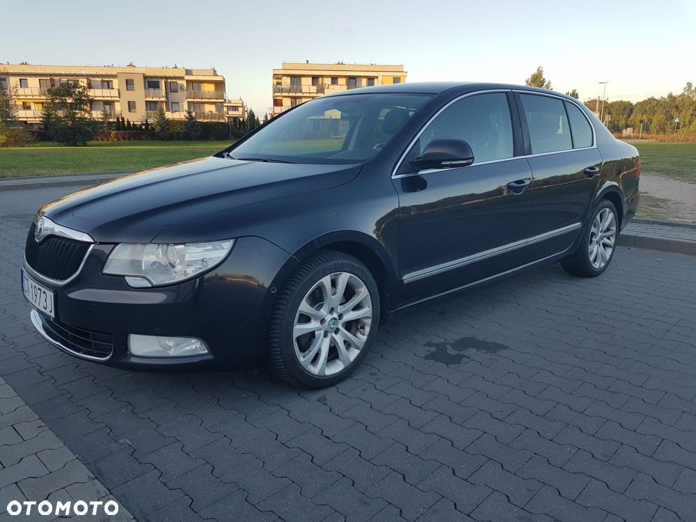 Skoda Superb 2013 photo 3