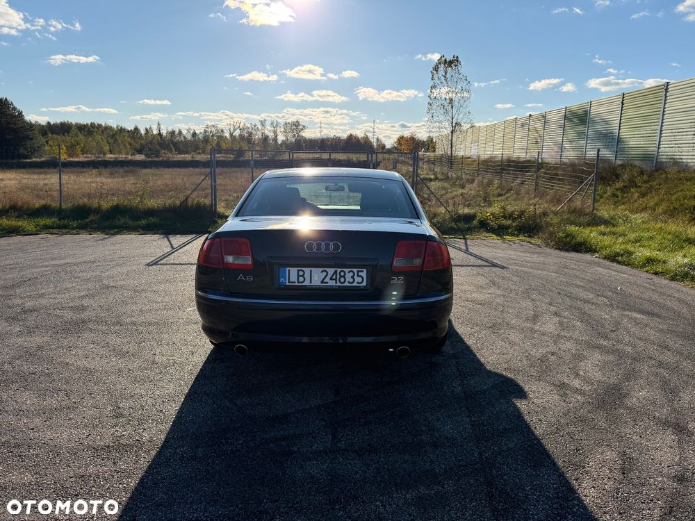 Audi A8 3.7 Quattro - 6