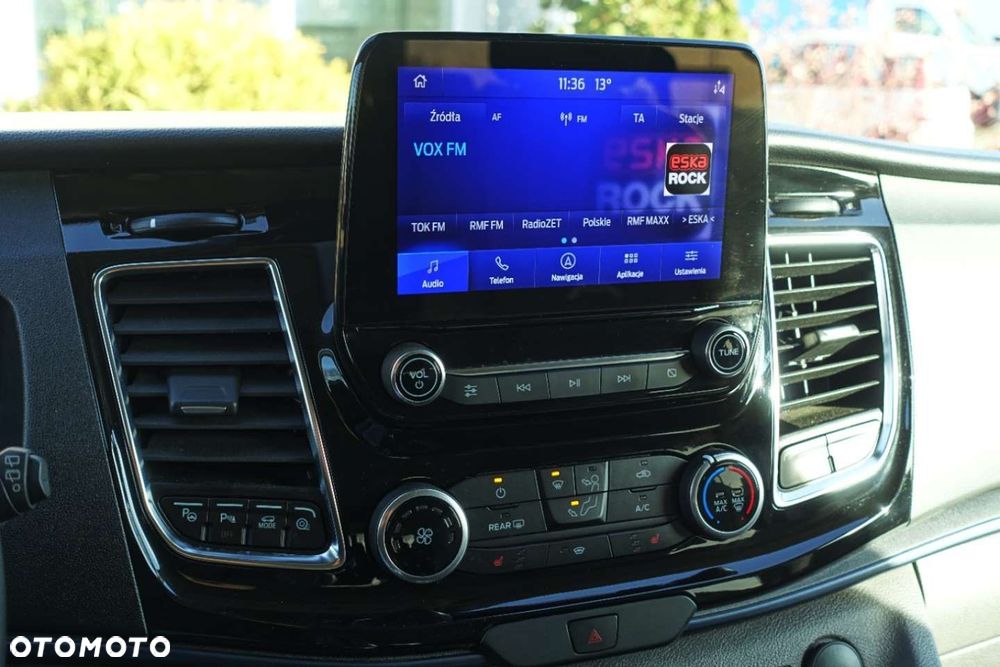 Ford Tourneo Custom - 18