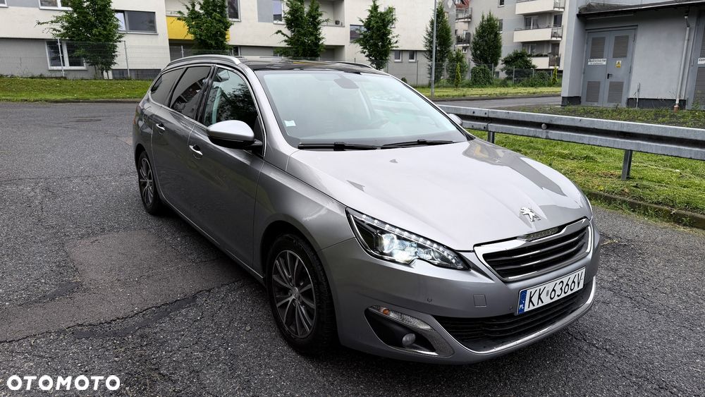Peugeot 308 130 e-THP Stop & Start Allure - 32