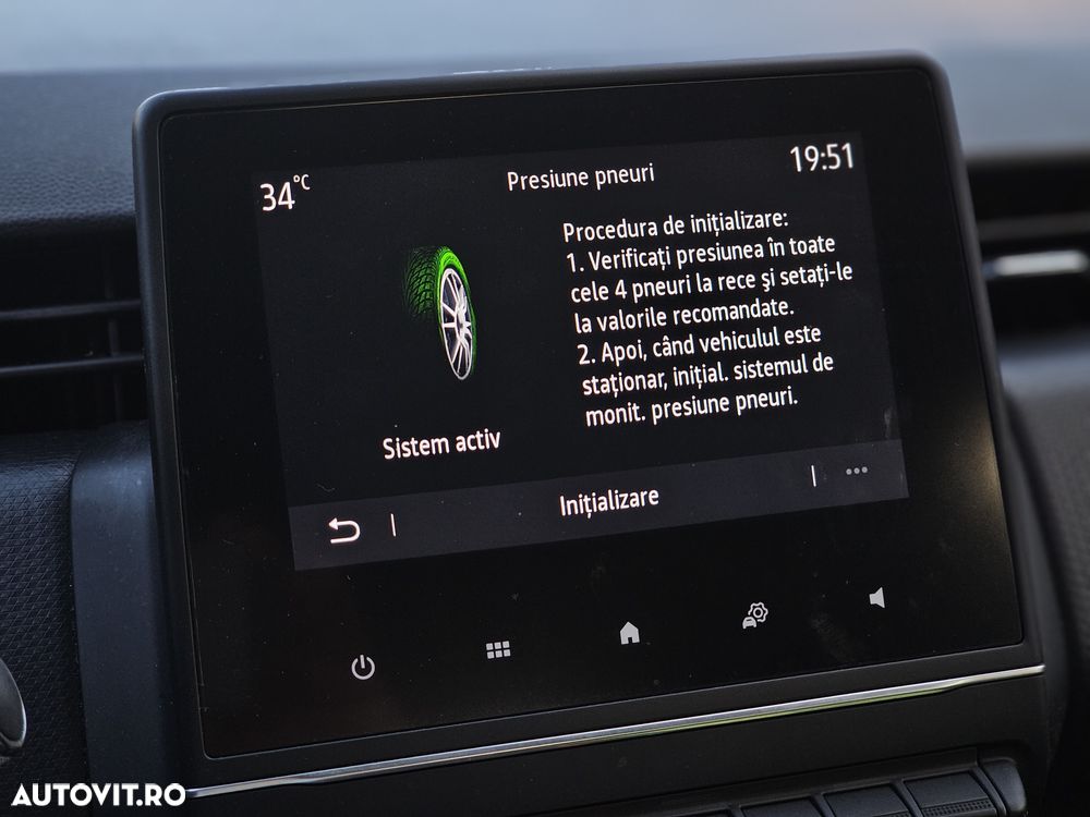 Renault Clio E-TECH Hybrid 140 BUSINESS EDITION - 36