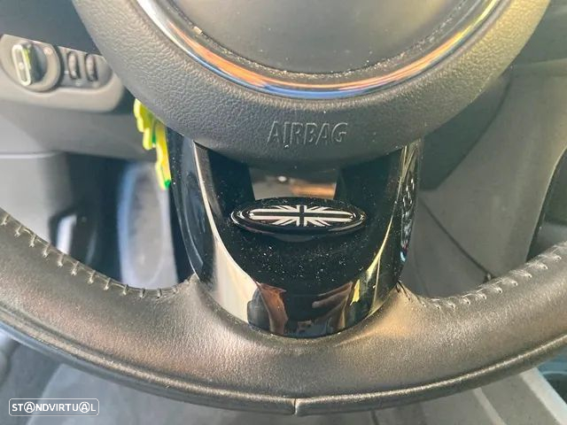 MINI Clubman Cooper Aut. Yours - 19