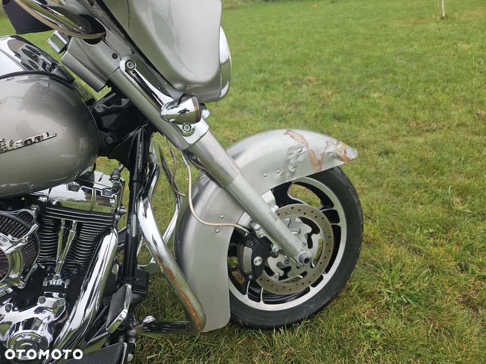 Harley-Davidson Touring Street Glide - 7
