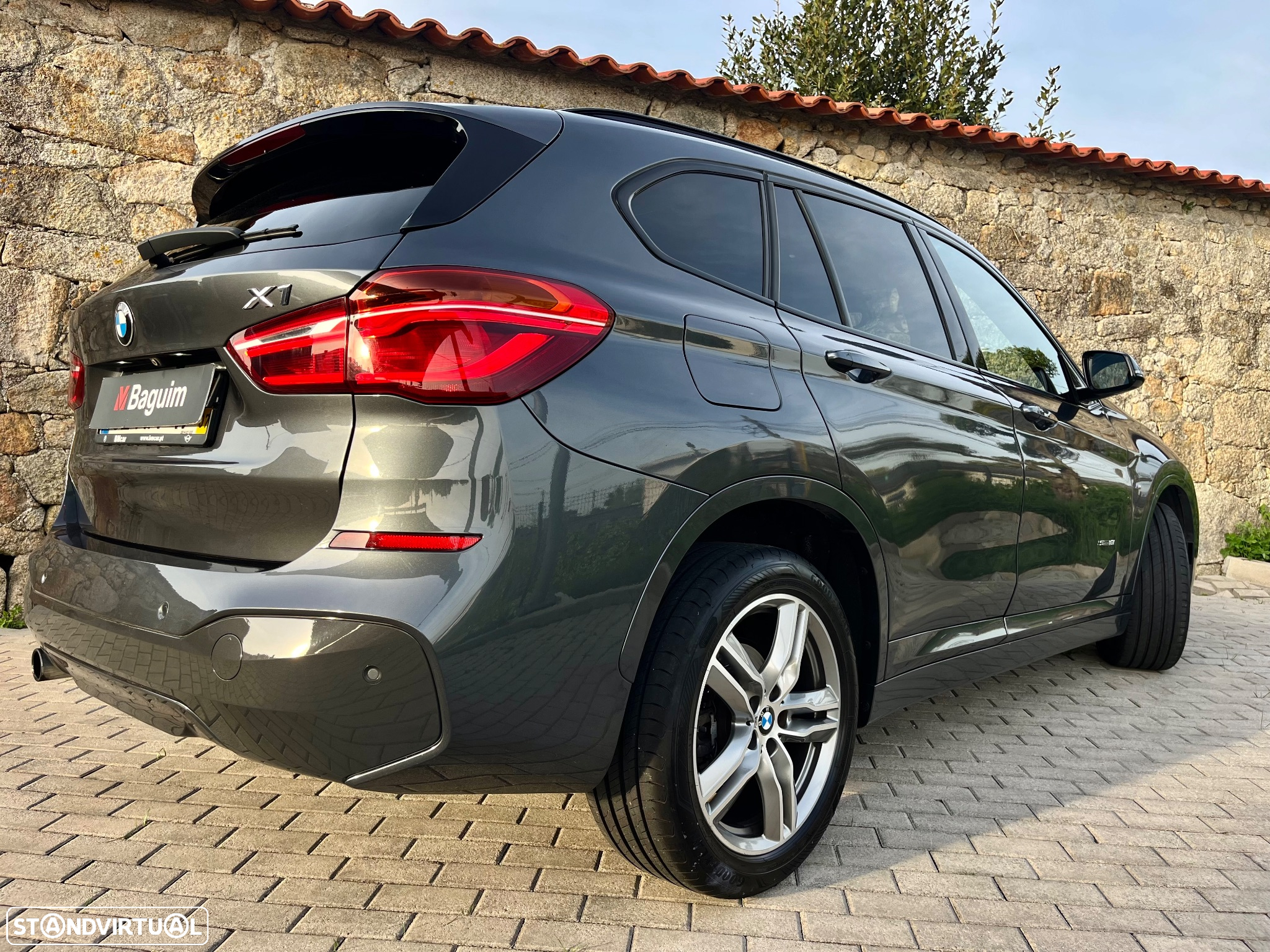BMW X1 18 i sDrive Auto Pack M - 4