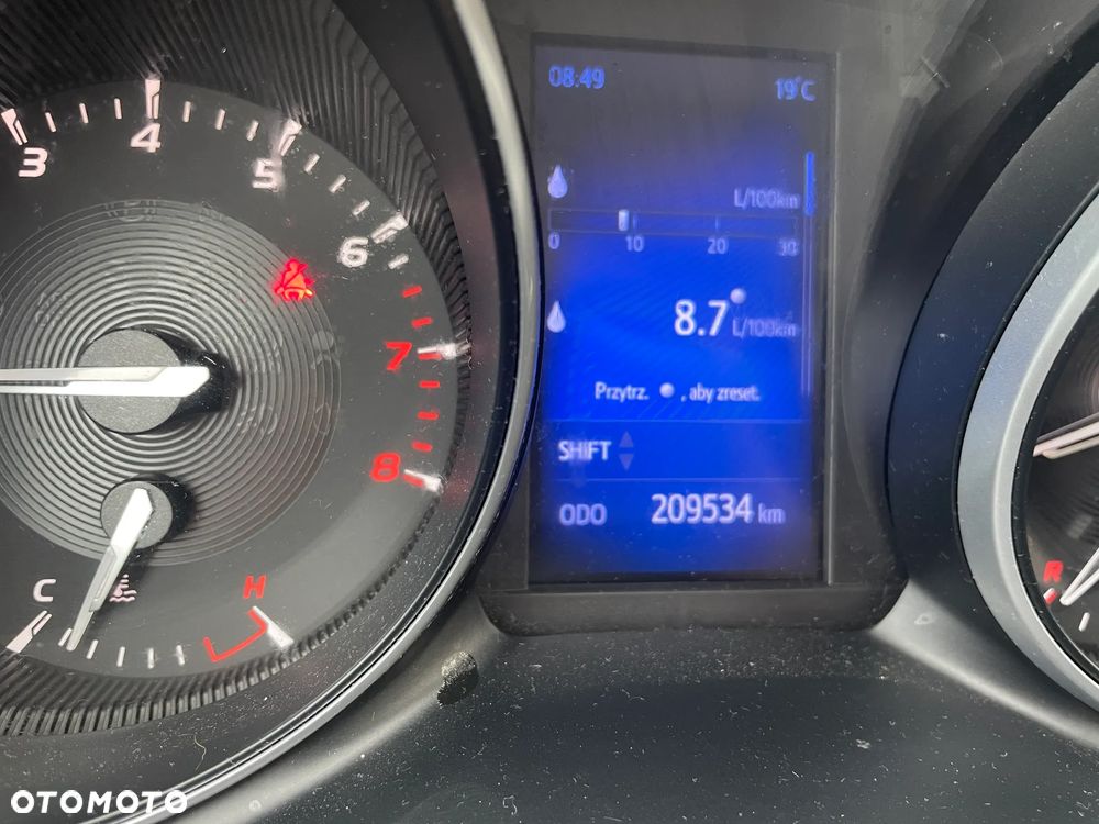 Toyota Avensis 1.8 Premium - 6