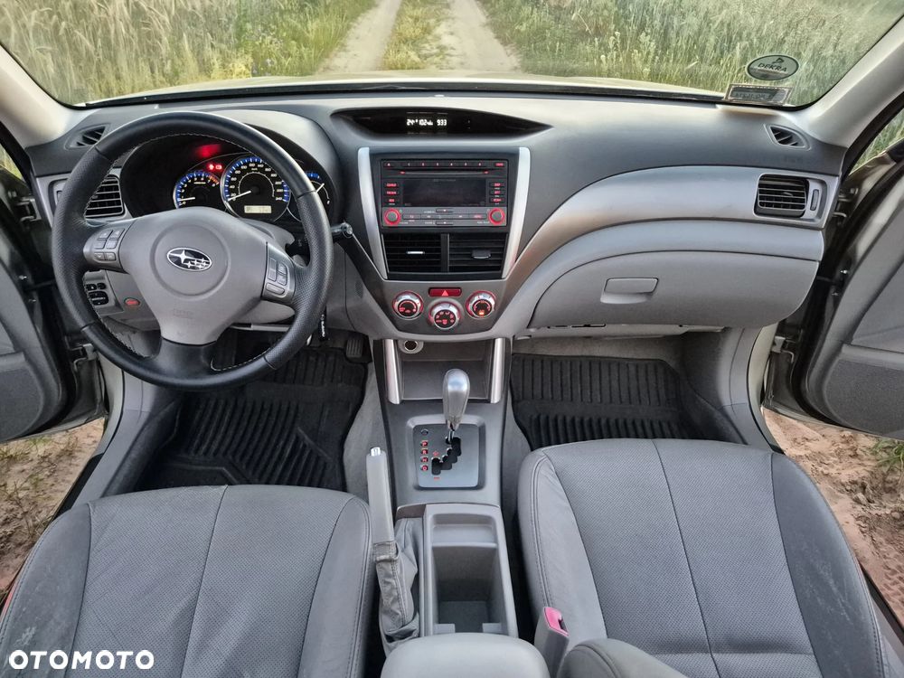Subaru Forester 2.0 XE 000 - 10