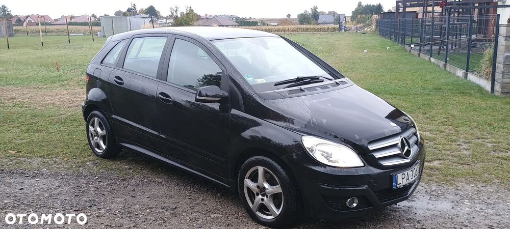Mercedes-Benz Klasa B 180 CDI - 14