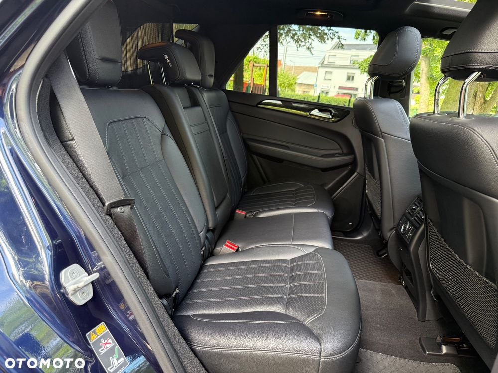 Mercedes-Benz GLE 350 d 4-Matic - 23