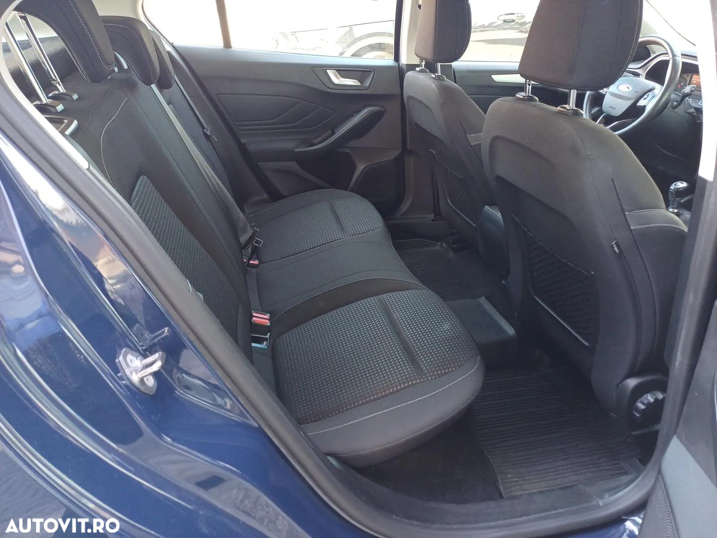Ford Focus 1.5 EcoBlue Connected - 21