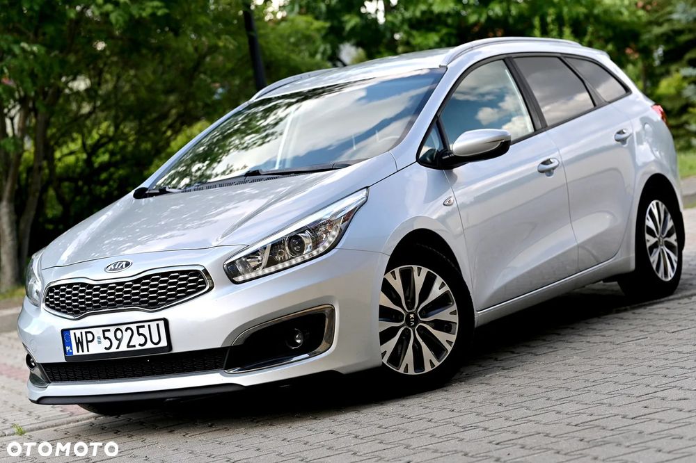 Kia Ceed 1.4 CVVT Dream Team Edition - 9