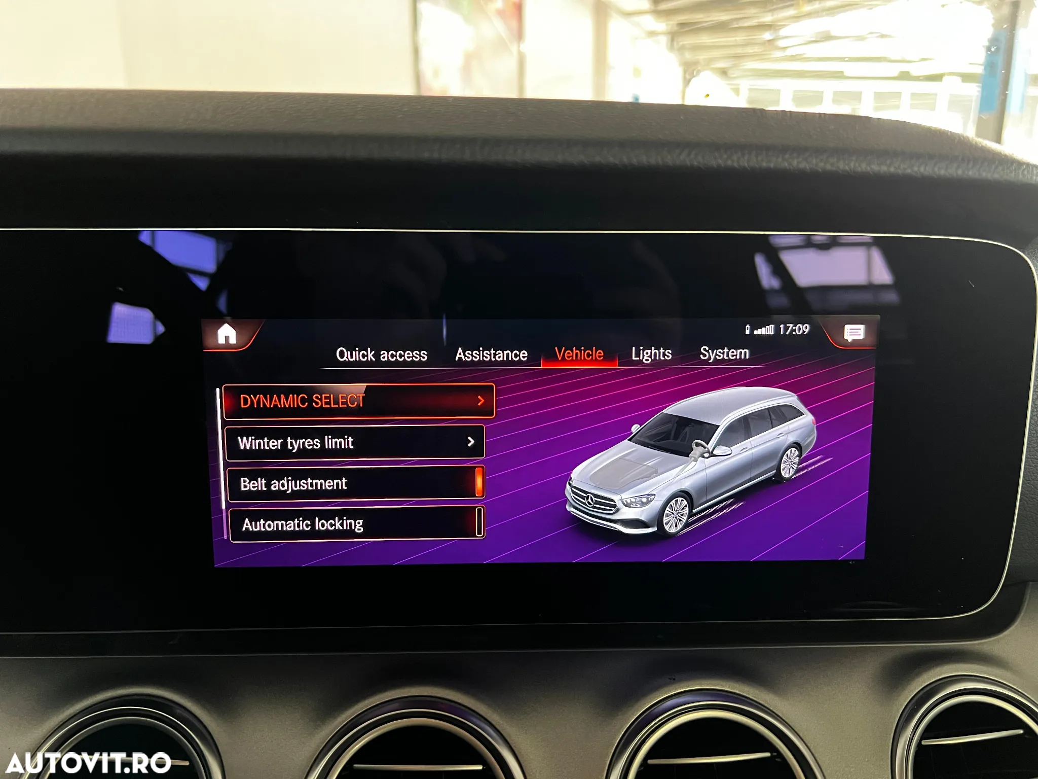 Mercedes-Benz E 220 d T 9G-TRONIC Avantgarde - 21