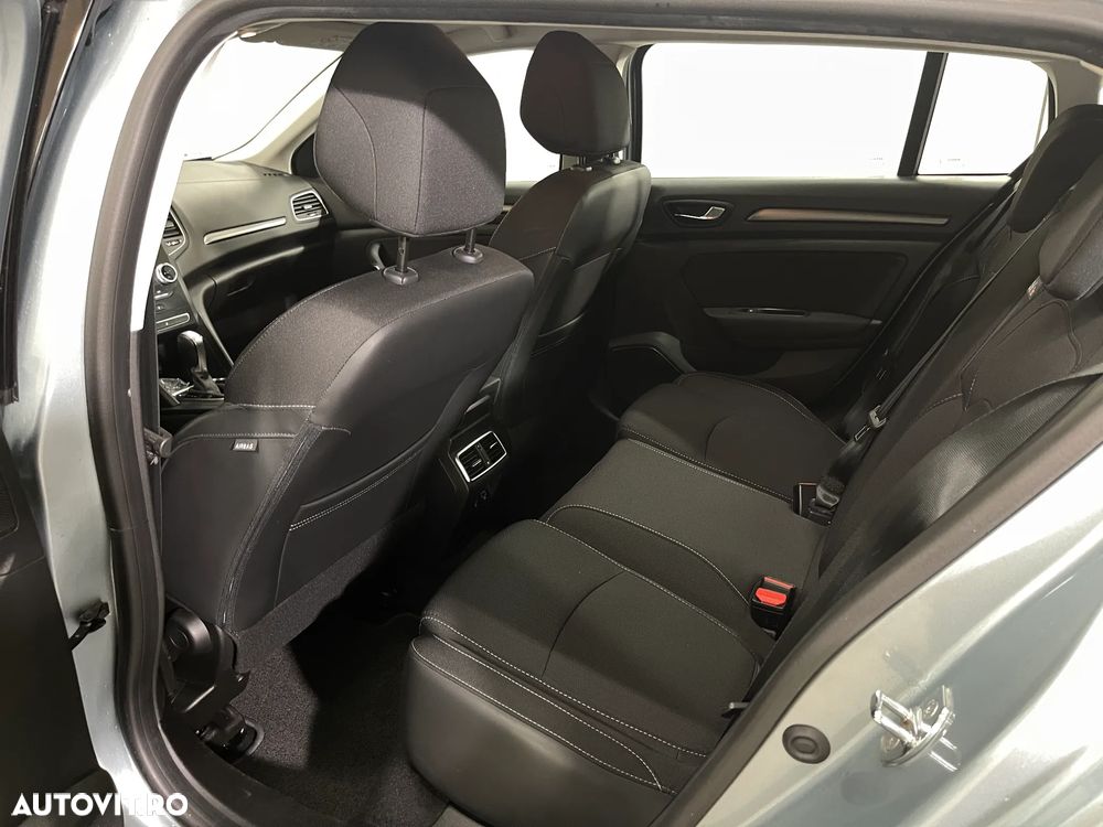 Renault Megane E-TECH 160 E-Tech engineered - 11