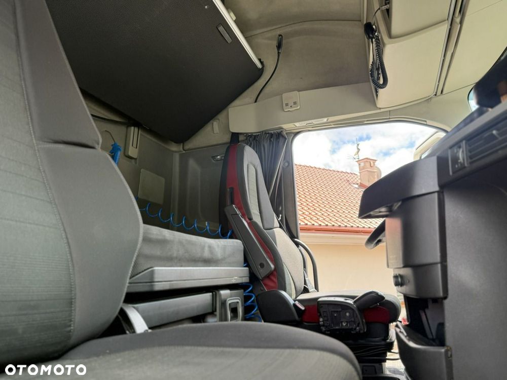 Volvo FH 460 E6 Standard Globetrotter 2017r - 29