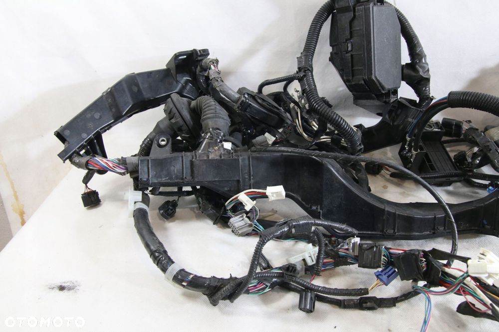 wiązka instalacja komory silnika toyota corolla xii 12 e21 1.6 vvti benzyna - 2