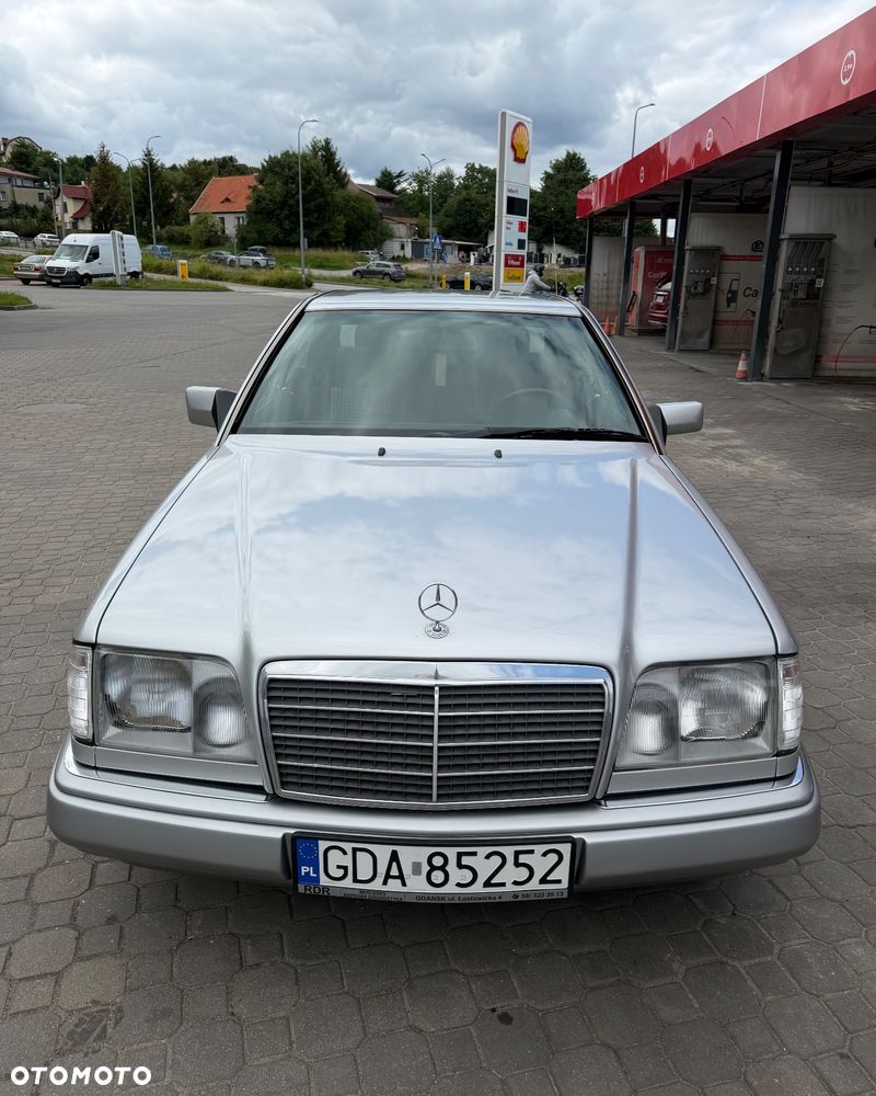 Mercedes-Benz Klasa E - 6