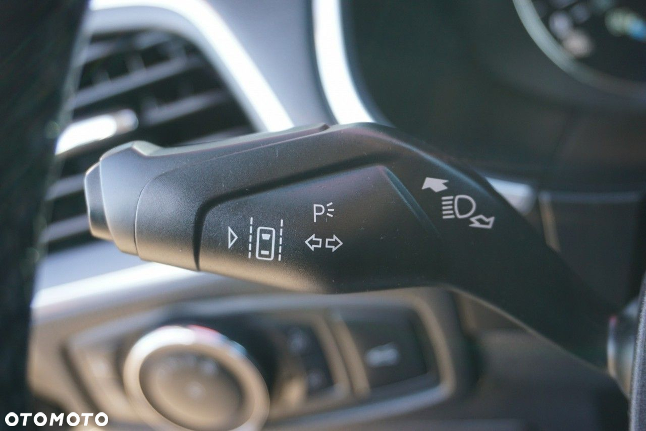 Ford S-Max - 23