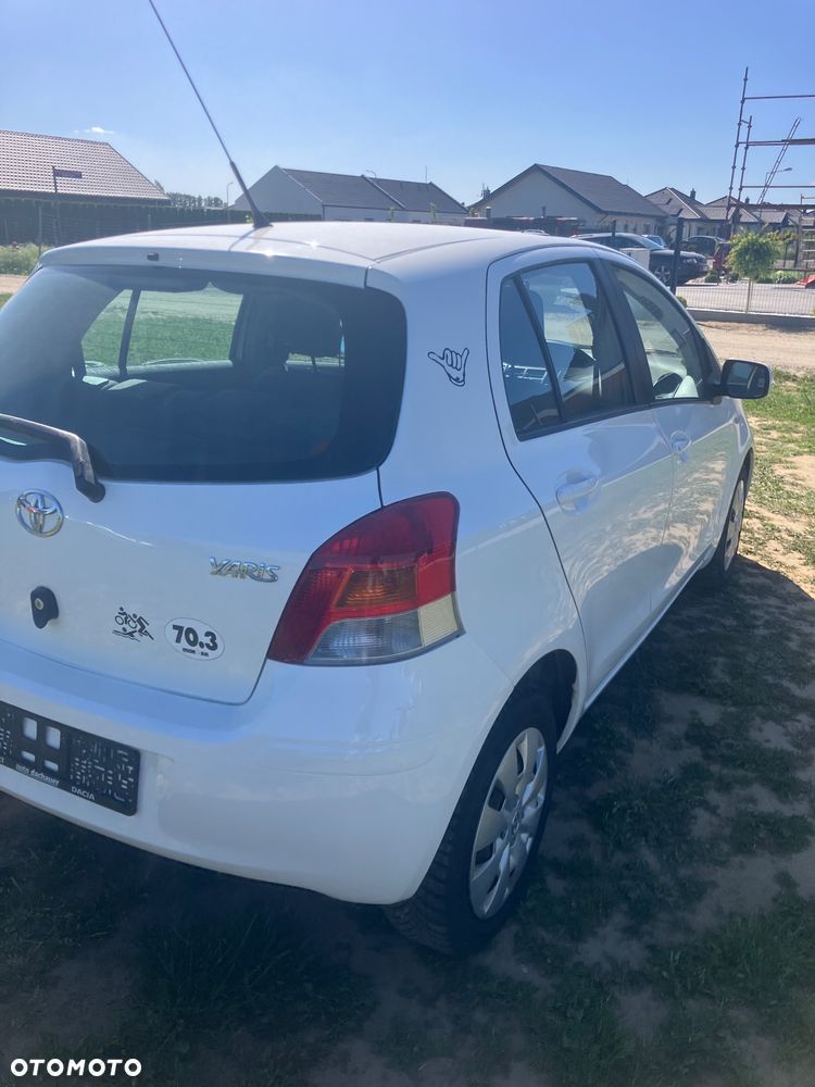 Toyota Yaris 1.33 Sol - 5