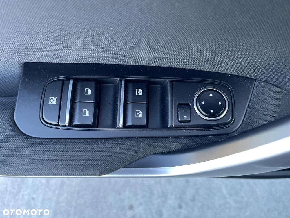 Kia XCeed 1.5 T-GDI M - 23