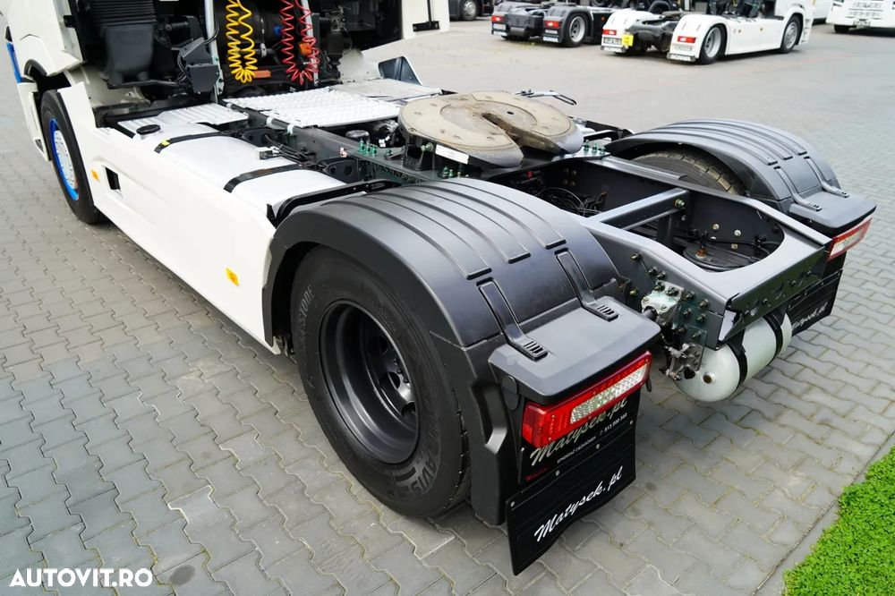 Renault T 520 / RETARDER / PIELE / LIMITED / TEAM ALPINE 66/99 - 15