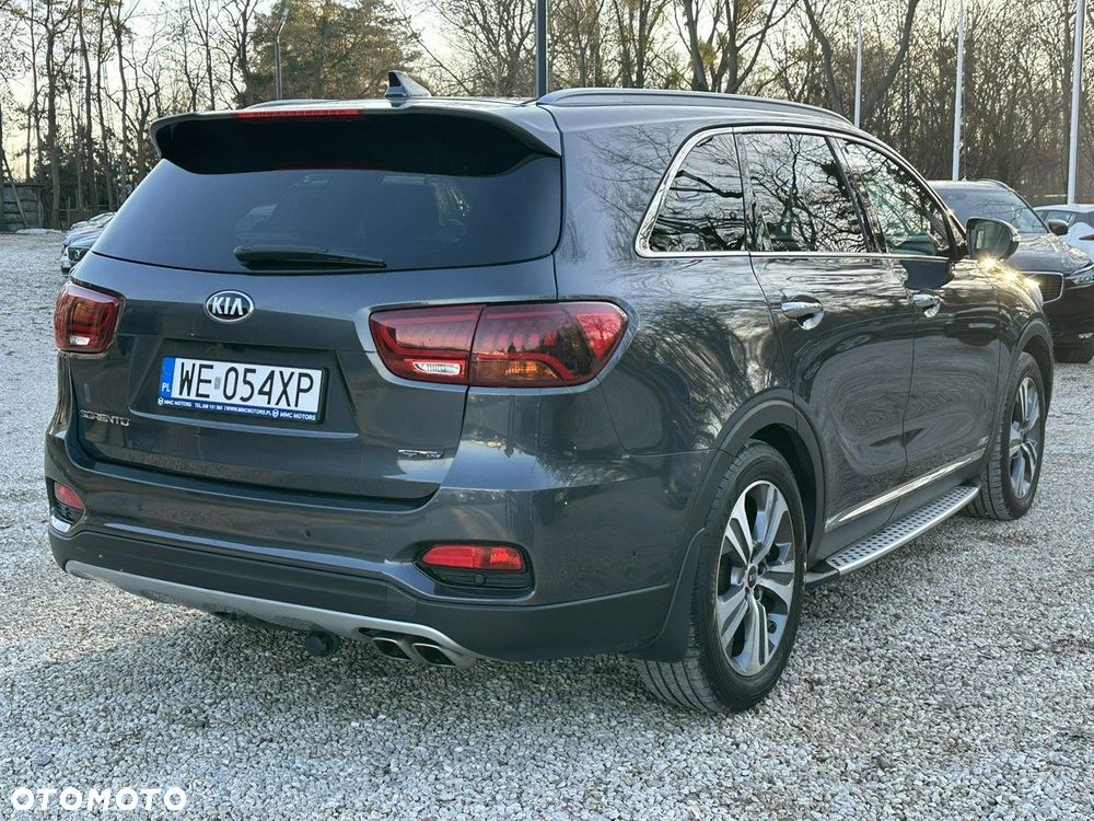Kia Sorento - 8