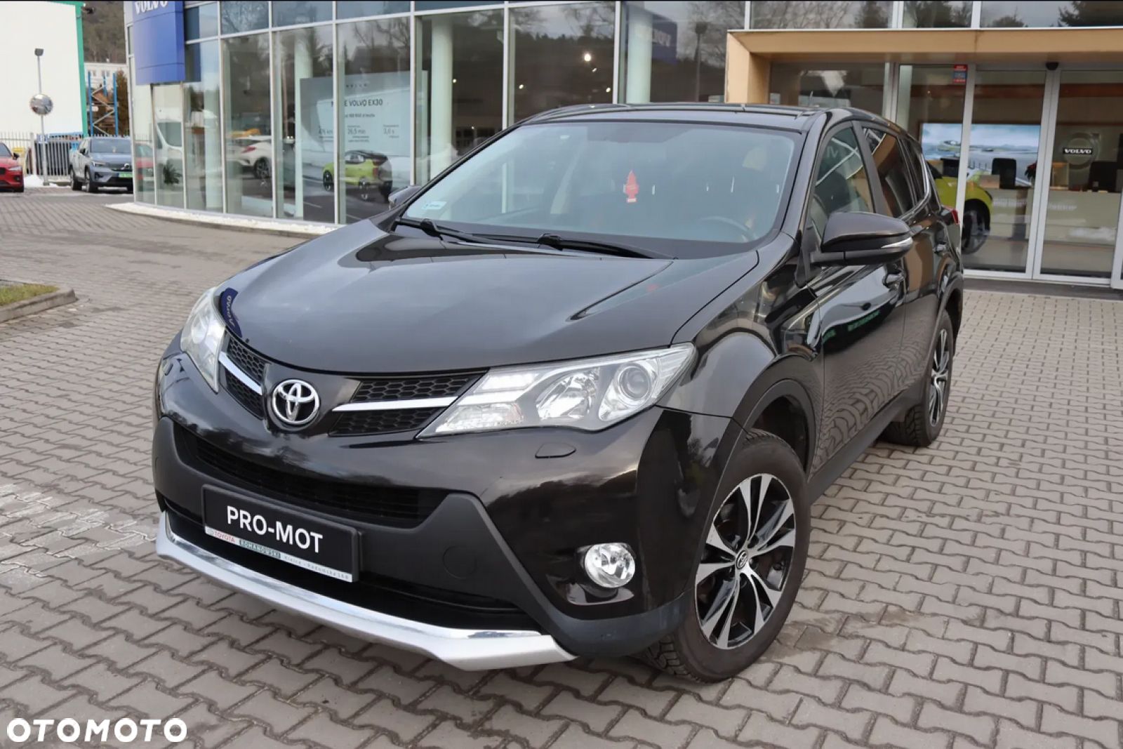 Toyota RAV4 - 1