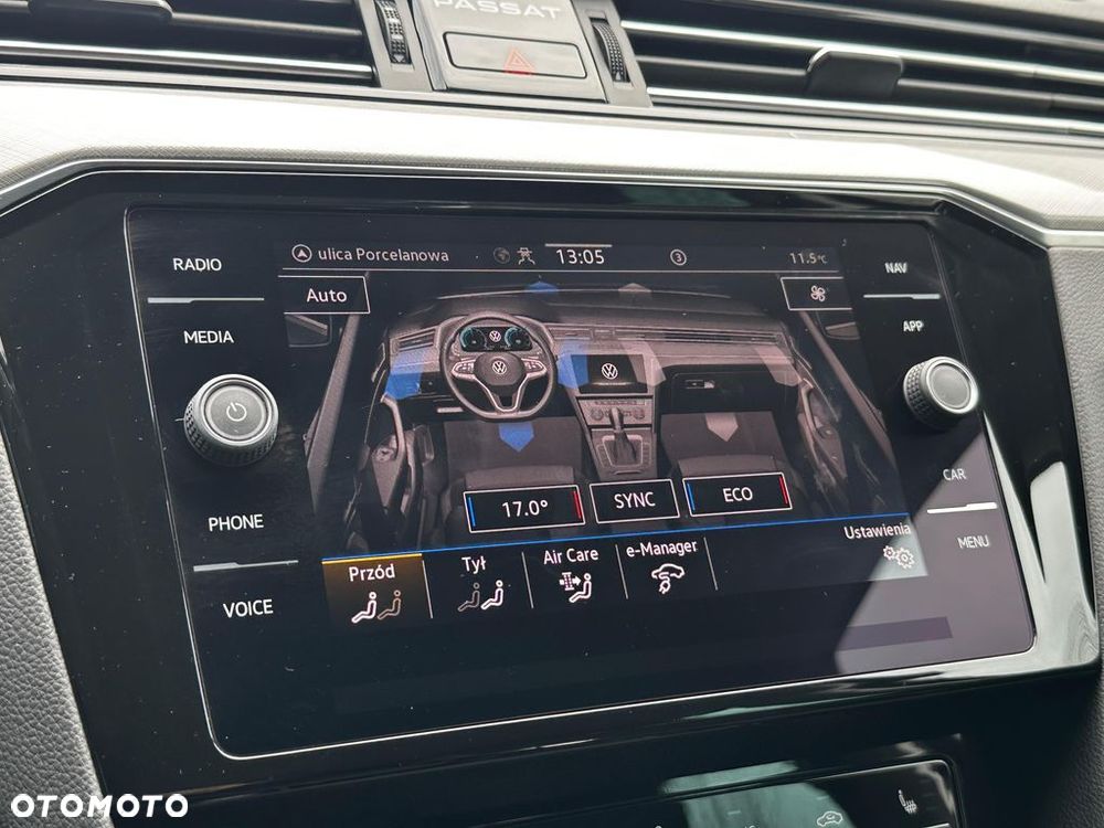 Volkswagen Passat - 20