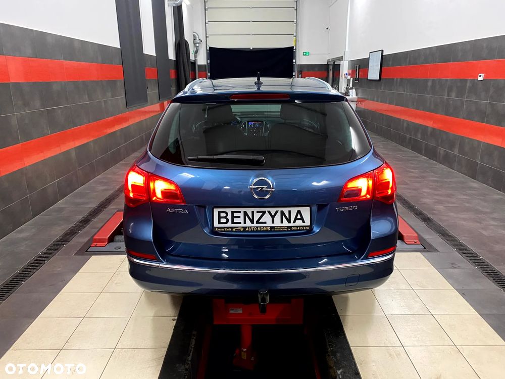 Opel Astra 1.4 Turbo Innovation - 13