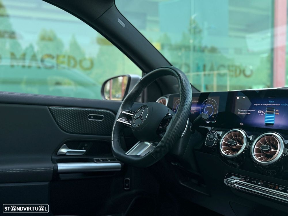 Mercedes-Benz EQA 250+ Electric Art - 16