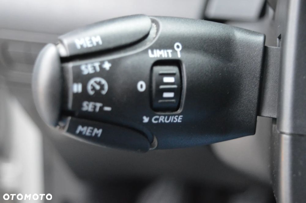 Citroën C3 Aircross PureTech 110 Stop & Start OPF SHINE - 26