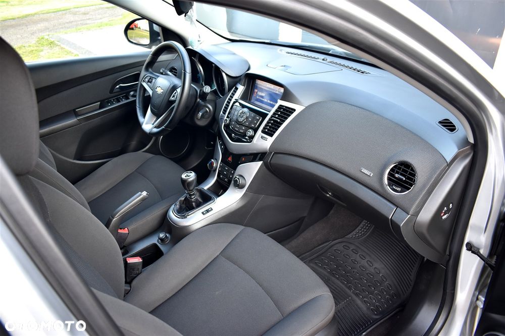 Chevrolet Cruze 1.4T LTZ+ - 24