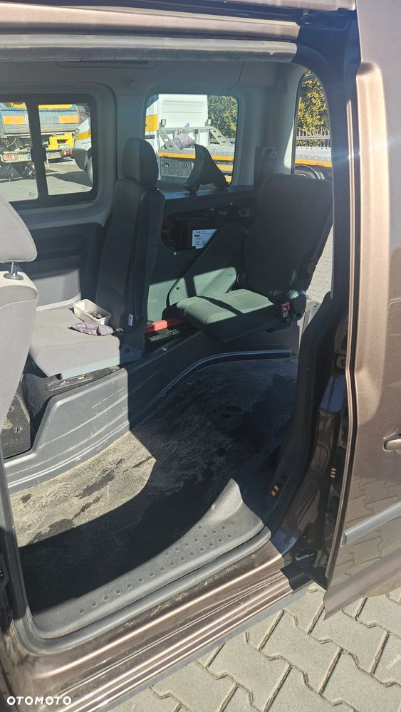 Volkswagen Caddy - 12