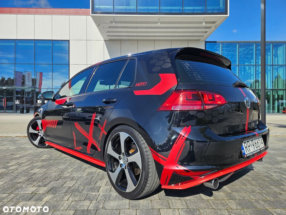 Volkswagen Golf GTI 2.0 TSI OPF Performance - 8