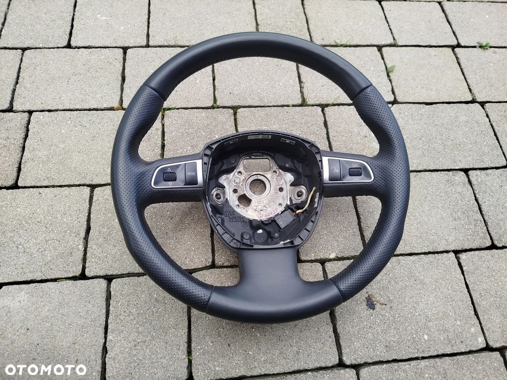 Audi A4 B8 kierownica - 1