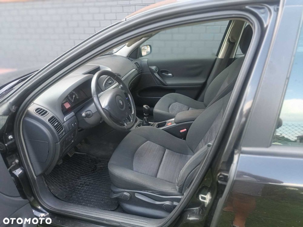 Renault Laguna - 5