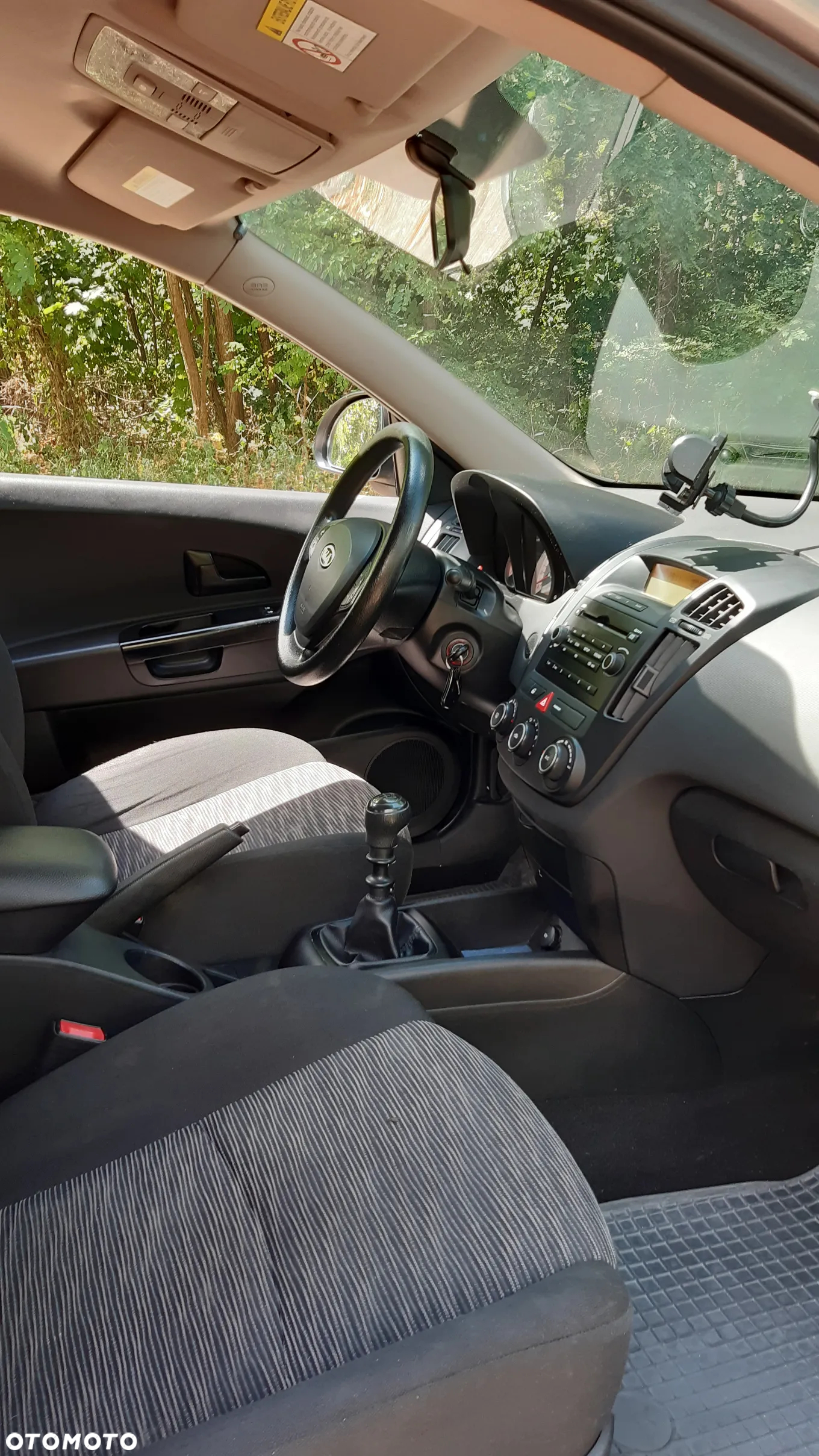 Kia Ceed - 12