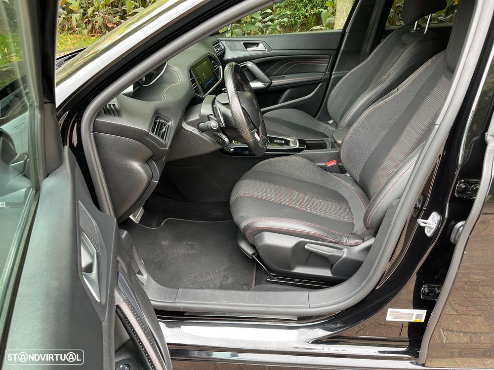 Peugeot 308 1.2 PureTech GT Pack EAT8 - 13
