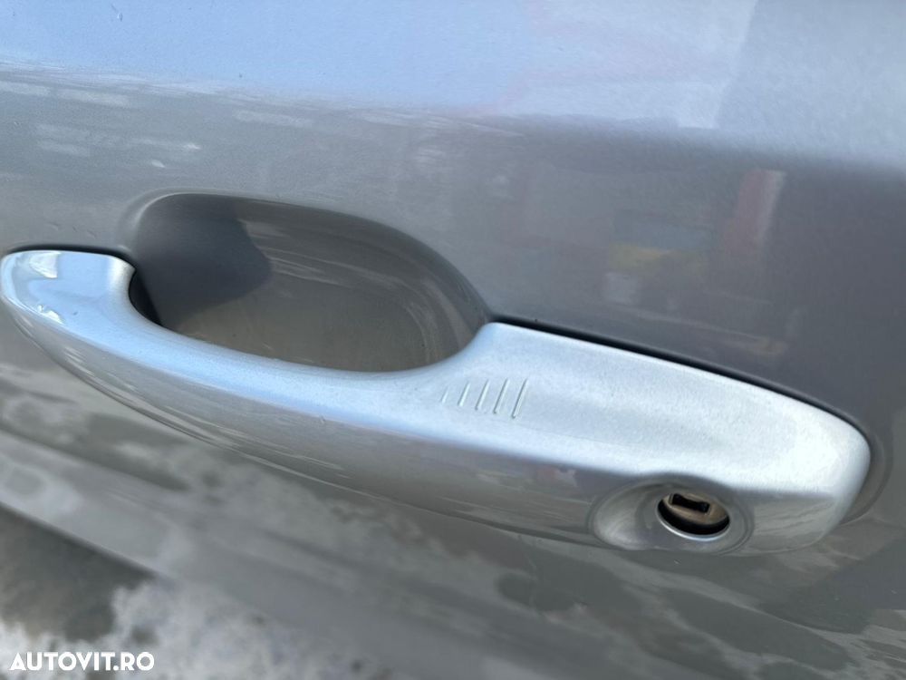 FORD Focus 2022 — imagine 20