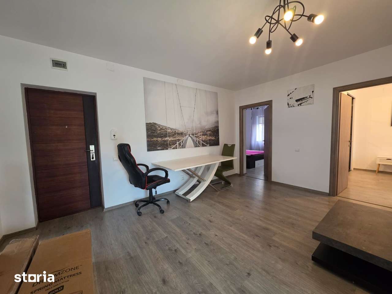 Apartament 4 camere, gradina proprie, parcare, langa BMW — fotografia 2