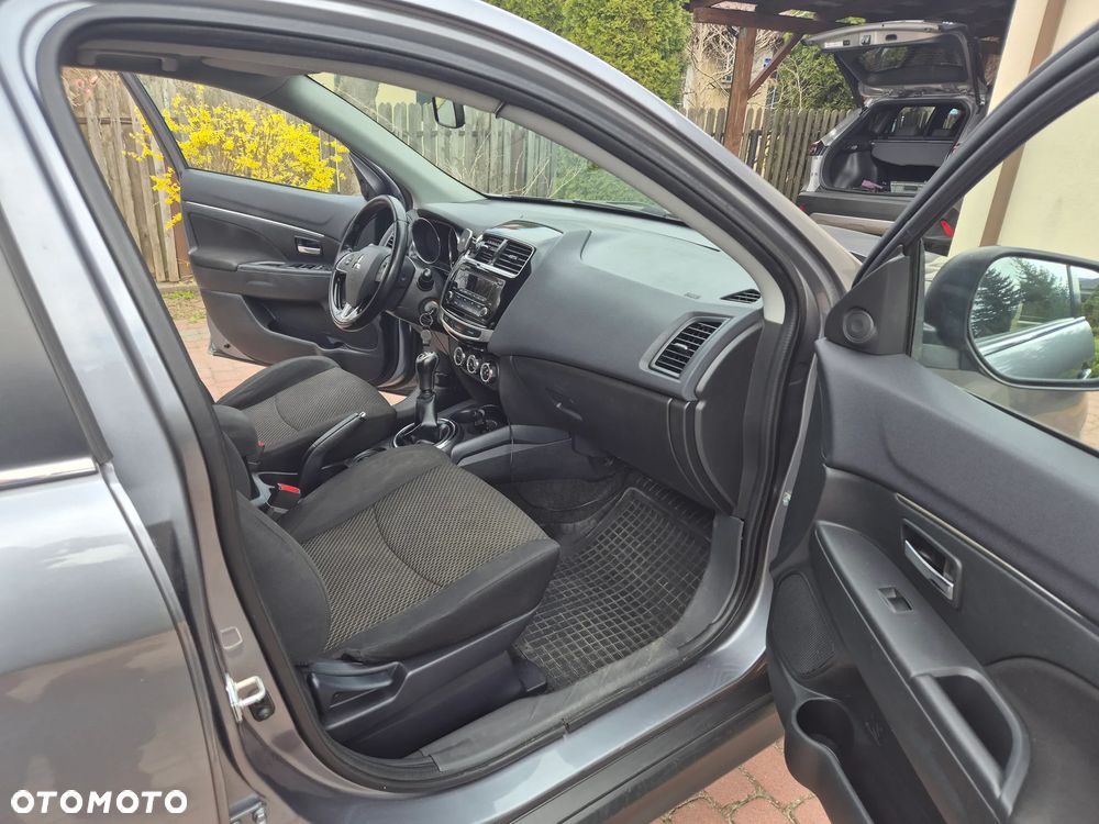 Mitsubishi ASX 1.6 Instyle - 8