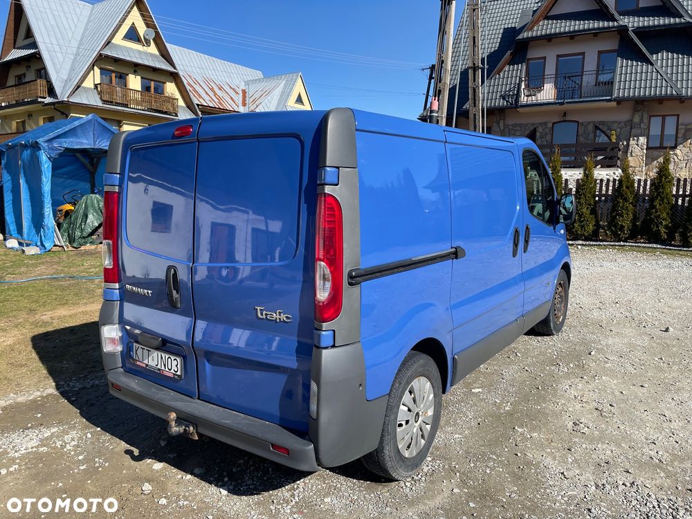 Renault TRAFIC - 6