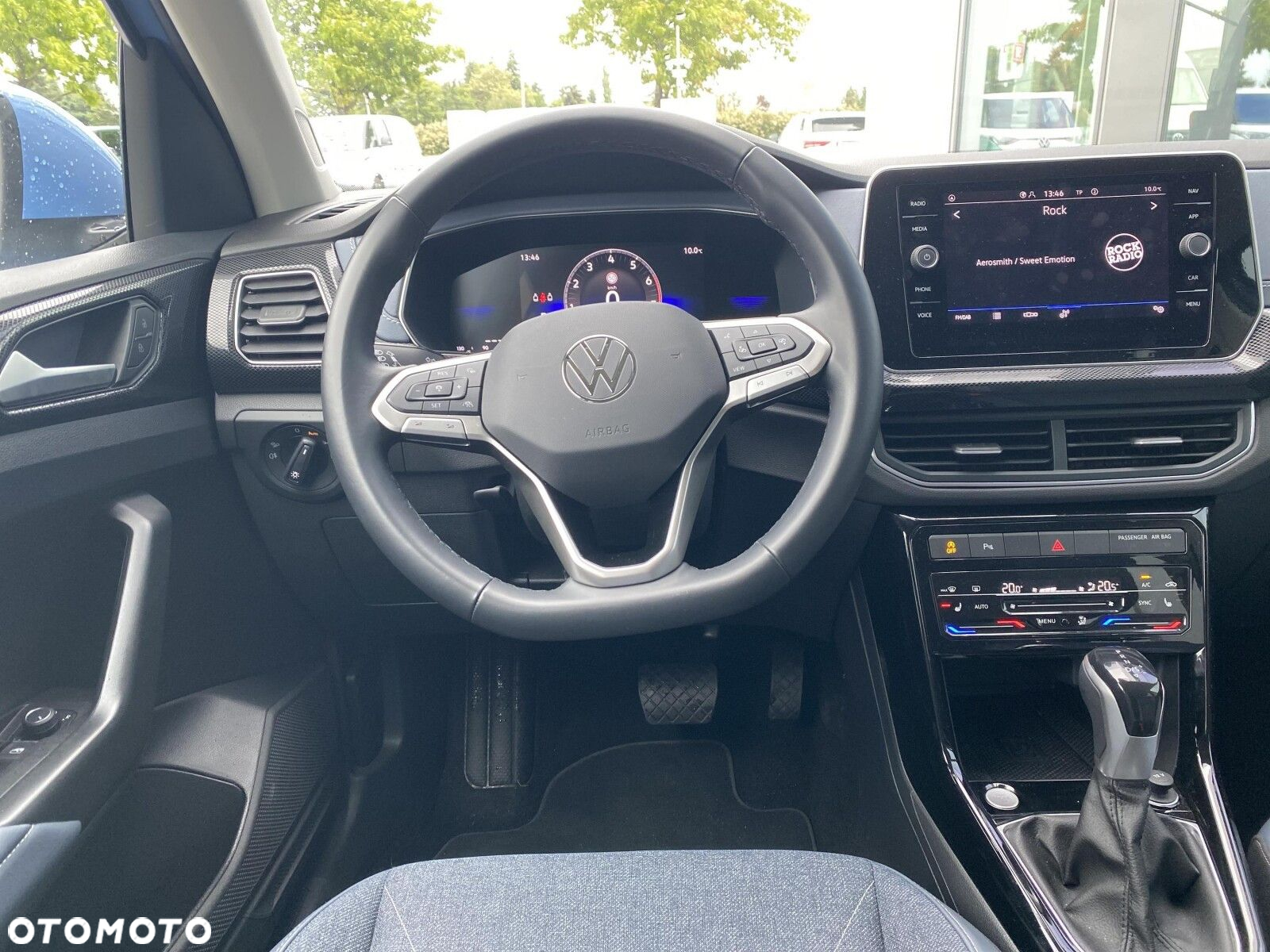 Volkswagen T-Cross - 22