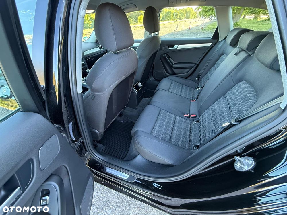 Audi A4 Avant 2.0 TDI ultra - 13