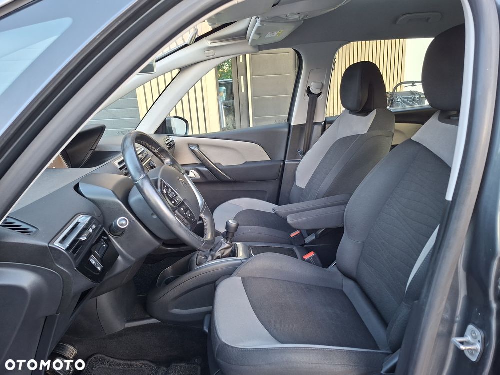 Citroën C4 Picasso - 12